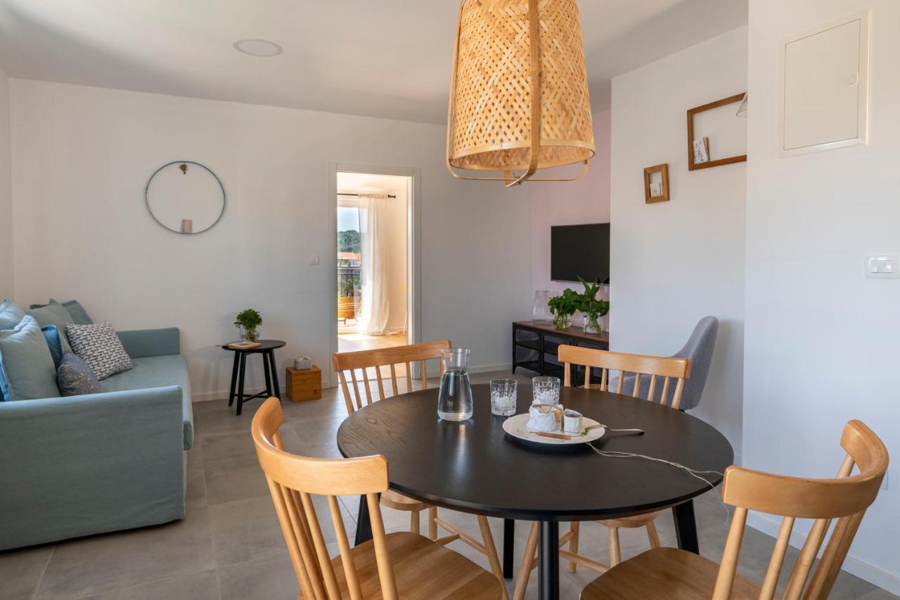 Charming Tale Apartments Modun19 Пироваць Екстер'єр фото