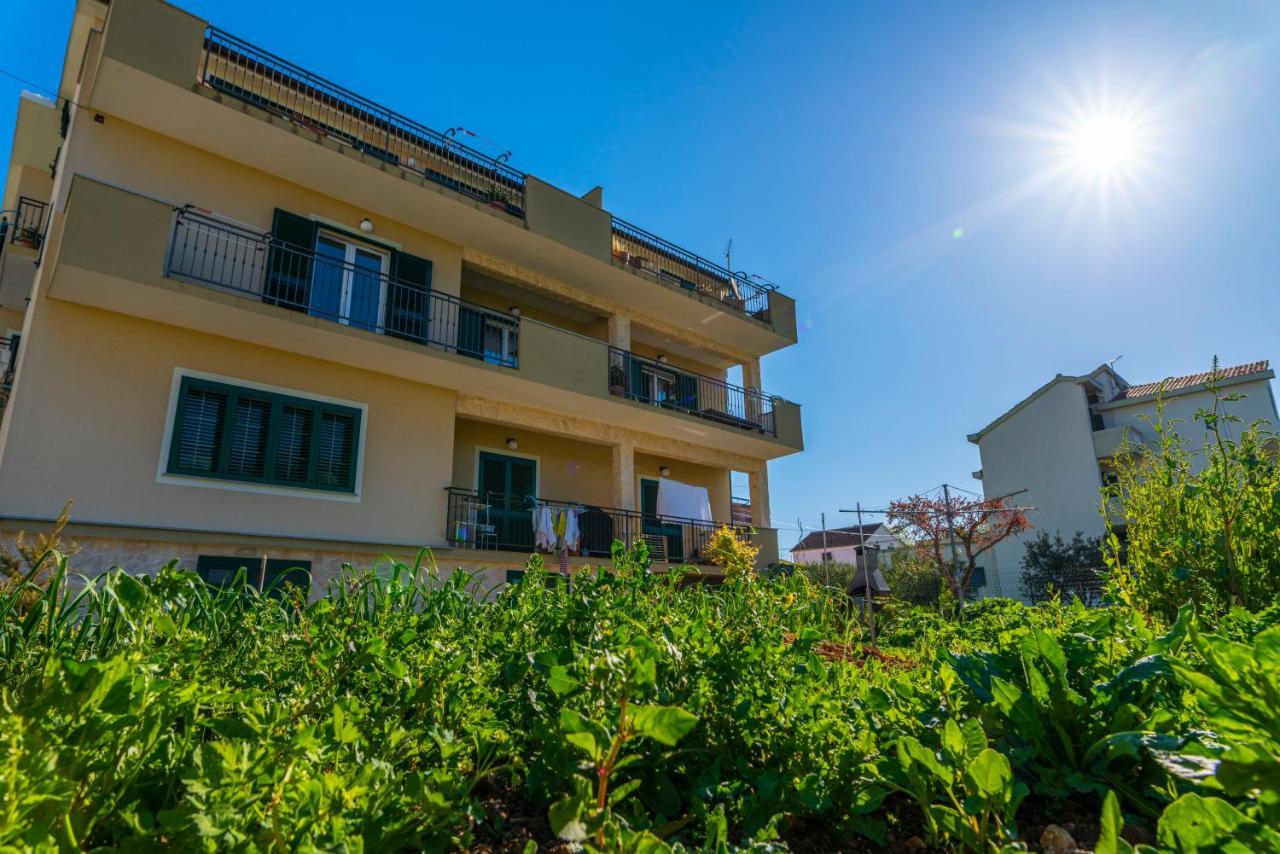 Charming Tale Apartments Modun19 Пироваць Екстер'єр фото