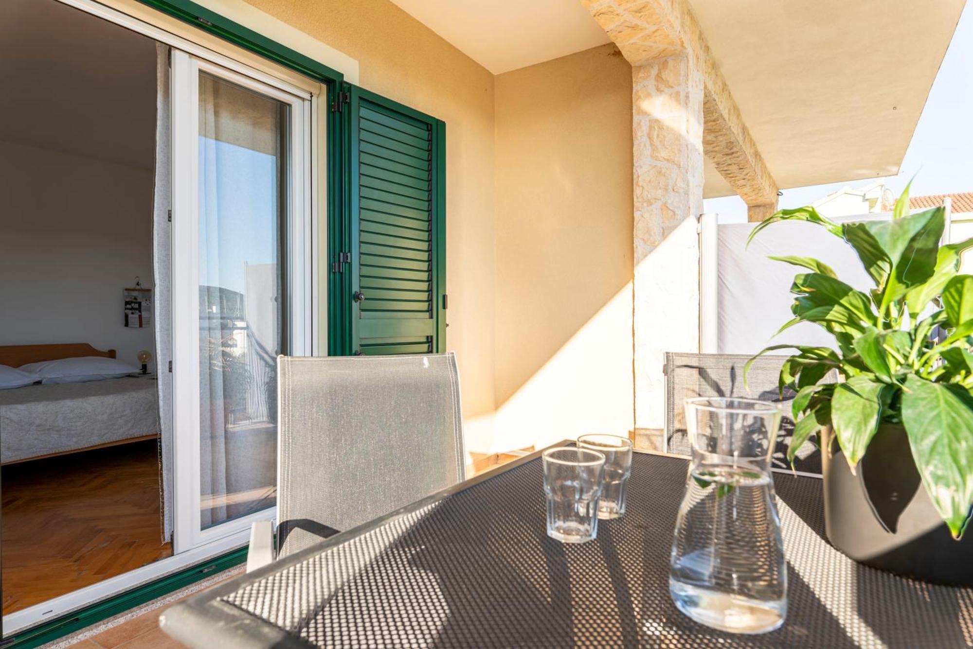 Charming Tale Apartments Modun19 Пироваць Номер фото
