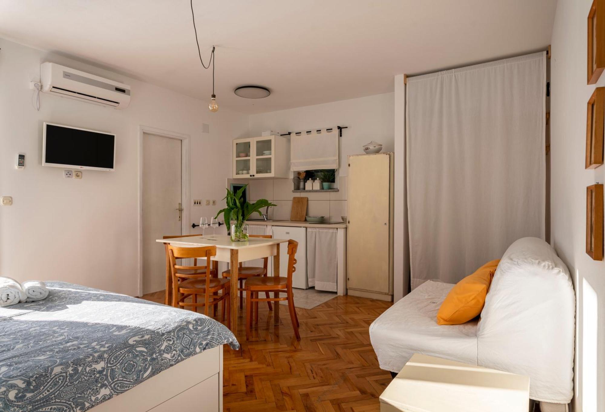 Charming Tale Apartments Modun19 Пироваць Номер фото
